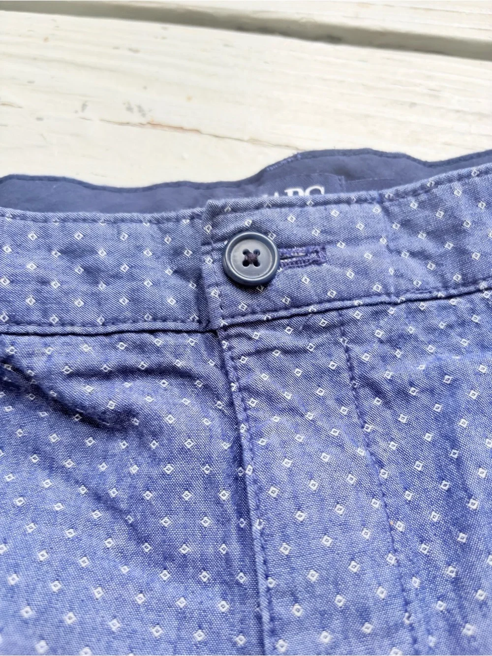Chaps Flat-Front Chino Shorts 100% Cotton Monroe Blue White Dots Sz 34 Inseam 9”